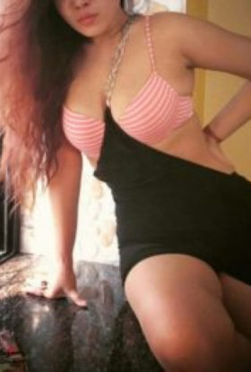 Deepika +971569407105, a super hottie can be all yours this evening.